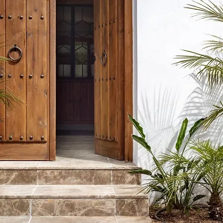 Piccola House *